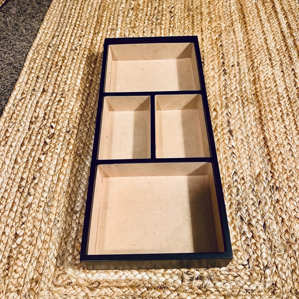Jewelry box